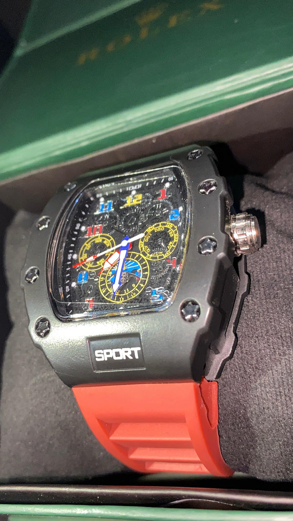 SPORTS WATCH
